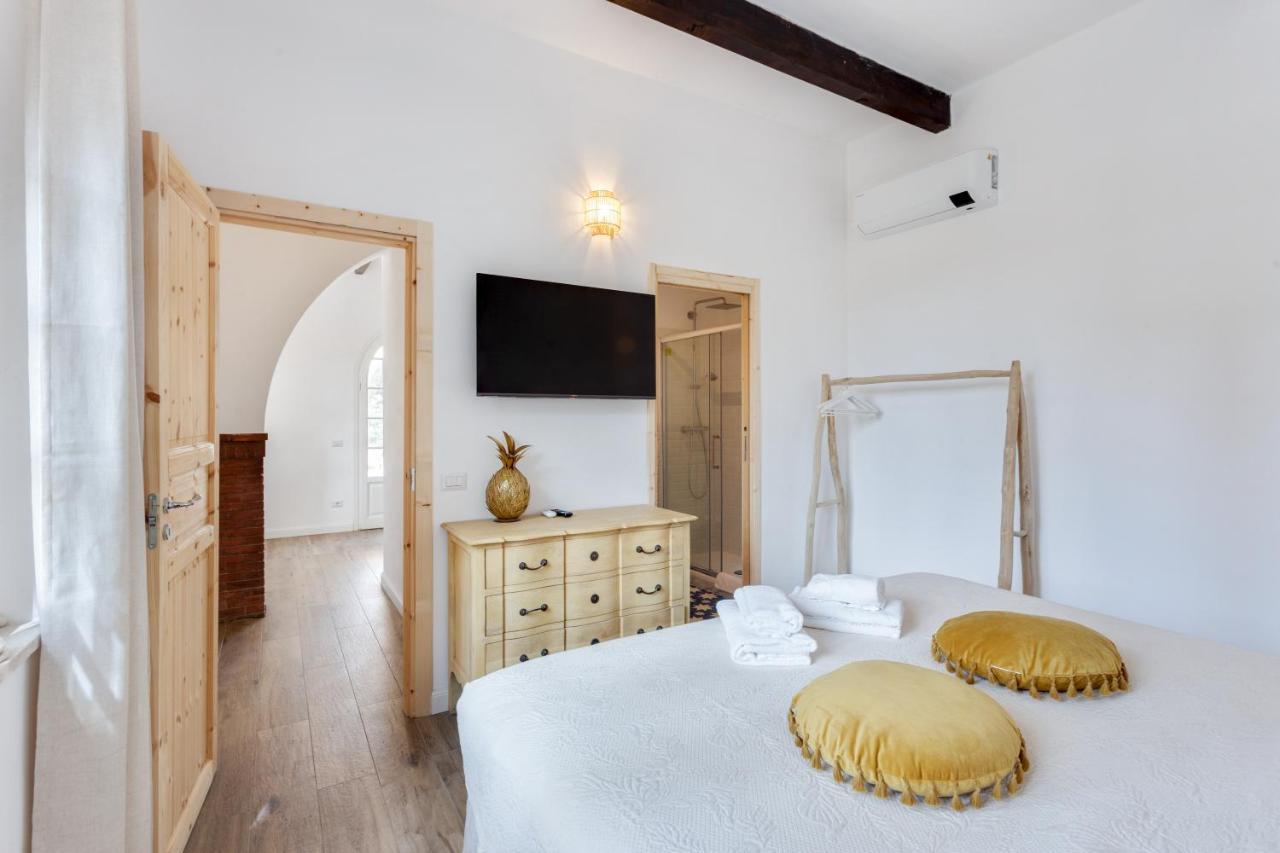 Maison D'Orange - La Pinede Saint-Tropez Buitenkant foto